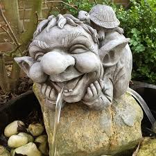 4.6 out of 5 stars 67. Stone Figurine Gargoyle Troll Garden Figures For Ornamental Garden Pond Fantasy Amazon De Garten