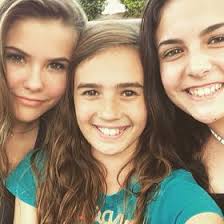 Julia Dougherty (juliadoughertyy)