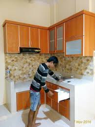 Lemari Gantung Sederhana Minimalis Untuk Dapur Kecil Yang Harga Nya Ekonomis Lemari Dapur Dapur Kecil Dapur