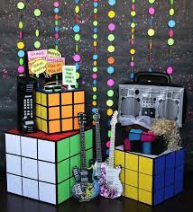 Beranda » dekoration ideen » piratenparty deko selber machen. Summerparty Partydecor 80er Party Dekorationen Themen Partys 90er Party