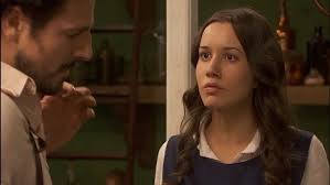 Aurora le pega un bofetón a Conrado