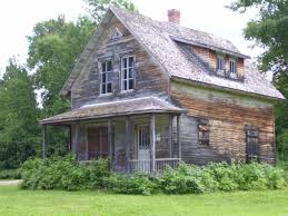 Val Jalbert Is A Ghost Town In Canada The Village Was Founded In 1901 And Soon Saw Success In The Pulp Mil Abandoned Mansions Abandoned Buildings Canada Towns
