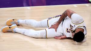 Kawhi leonard took a nasty elbow injury to the face from serge ibaka and was forced to leave the court and get stitches. How Long Is Kawhi Leonard Out Injury Timeline Return Date Latest Updates On Clippers Star Cartegg