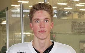 Alex Brainerd's Instagram, Twitter & Facebook