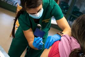 If you're competitive, use that. California Colleges Slowly Begin Vaccinating Faculty Students But Likely Won T Require Immunization Calmatters