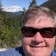 HALF PLANT, HALF ANIMAL? The creature that throws evolution