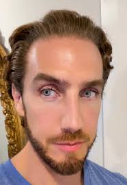 Eugenio Siller: Realidades y Desafíos de un Influencer