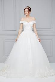Cicek Islemeli Kayik Yaka Balo Tipi Gelinlik Oleg Cassini Nedime Giysileri Gelinlik Vintage Gelinlikler