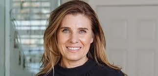 Sheryl Miles's Instagram, Twitter & Facebook