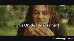 Mar 29, 2019 · ole gunnar solskjaer's confirmation as manchester united boss was celebrated in a hilarious hobbit headswap video that saw the old trafford boss become bilbo baggins. Ole Gunnar Solskjaer On Make A Gif