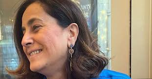 Storia di un amore assoluto in una Palermo magica: il nuovo libro di  Gabriella Bruno