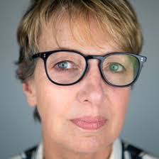 Veronica Bates's Instagram, Twitter & Facebook