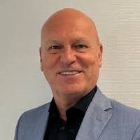 800+ "Schilke" profiles