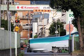 空の艀が引き上げてからのお盆休みはこうなる？記事重視のそこそこ顔出し | 神戸鉄道案内