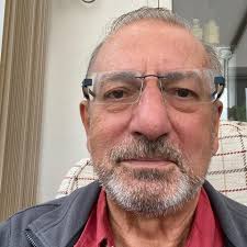 There's so many more now. Who do you miss the most of those from this era  now gone?