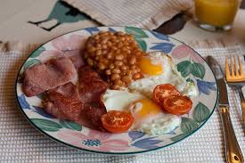 This classic english food might have another meaning however, this one of my favourite british foods, made up of pork bits that shaped into a cottage pie is one of the traditional british food favourites. Where To Eat London S Best Traditional Foods Eating London Guide