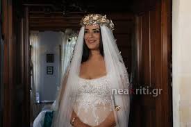 Never miss another show from μαρία τζομπανάκη. Pantreythke H H8opoios Maria Tzompanakh Sthn Ekklhsia Th Synodeyse O Gios Ths