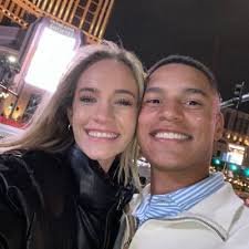 hannah thomack (@HannahThomack)