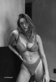 Penny Lane Nude and Sexy Photo Collection - Fappenist