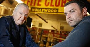 Liev Schreiber's 'Ray Donovan' dives into seamy side of Hollywood