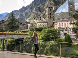 The united states established diplomatic relations with the principality of andorra in 1995, following andorra's 1993 adoption of a constitution establishing . 17 Andorra Ideen Europa Pyrenaen Spanien