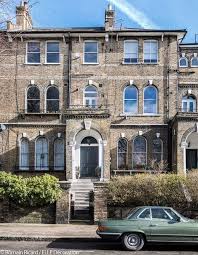 Une Maison Londonienne Multicolore Londonienne Maison Victorienne Maison