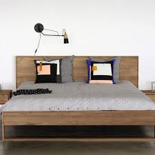 Sommaire 1 description 2 lits et couchage 2.1 dans l'antiquité 2.2 moyen âge 2.3 xvi e siècle 2.4 xvii e siècle 2.5 xviii e siècle 2.6 après la révolution. Lit Double Confortable Des Modeles Design Cote Maison