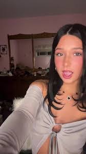 Alyssa Ellison's Instagram, Twitter & Facebook