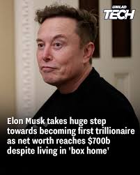 He's spoken openly about his living situation 🧐