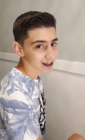 Hey everyone! You've gotta check out Golden Chair barber shop. Kevin moved  over from his Derry and Thompson spot and started his own business. The  place looks really nice! *I know you're