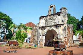 Justeru itu, melaka sangat kaya dengan tinggalan sejarah silam dan mempunyai campuran budaya yang amat unik seperti komuniti serani yang berasal dari portugis dan baba nyoya yang berasal dari cina. 10 Tempat Menarik Di Melaka Yang Berbaloi Dikunjungi Eintan Nurfuzie Lifestyle Beauty Travel Tips Rawatan Kucing Review