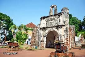 Tempat menarik di melaka ini dilancarkan pada tahun 1996 dan merupakan sebidang tanah yang luas yang terdiri daripada padang golf dan pelbagai padang untuk pemain golf yang baru untuk menguji kemahiran mereka. 10 Tempat Menarik Di Melaka Yang Berbaloi Dikunjungi Eintan Nurfuzie Lifestyle Beauty Travel Tips Rawatan Kucing Review