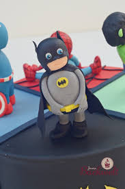 35 x pre superhelden kuchen, cupcake topper/dekoration essbar wafer papier. Superhelden Torte Mit Captain America Batman Hulk Und Spiderman Jennys Backwelt