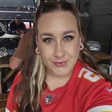 Where to donate clothes and household items to people in need in Bremerton?