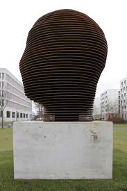 Picture of orthodox church in the uni campus west end. Frankfurt Neue Skulptur Auf Dem Campus Westend Metropolnews Info