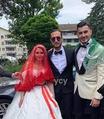 Bu akşam nişanlısı kübra yıldız ile hayatlarını birleştirecek olan. Ugurcan Cakir In Dugununde Kolbasti Sov