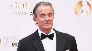 Depuis peu, sur la toile, le sujet dans notre petit monde des soaps, c'est l'arrêt de la diffusion du feuilleton les feux de l'amour sur tf1. Les Feux De L Amour Eric Braeden Victor Newman Fait Revenir Une Des Stars De La Serie Voici