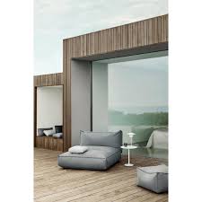 Made of ultra strong poly that comes from recycled plastic. Outdoor Side Table White Stay Blomus Onlineshop