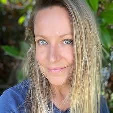 Sharon Wismer's Instagram, Twitter & Facebook