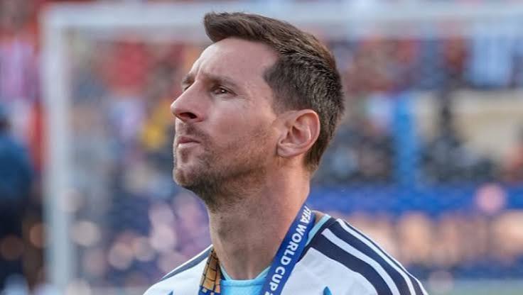 El Capitán ya está en casa: así fue el operativo secreto y el viaje de Messi para instalarse en Funes | eltrece