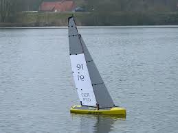 Pin By Lug On Pond Yacht Voilier De Bassin Model Sailboat Yacht Boat