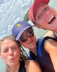 Happy Fourth from our family and framily!!! 🇺🇸 🚤 💥