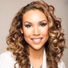 Mara Weinstein's Instagram, Twitter & Facebook