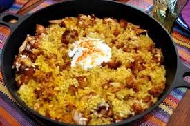 Jordanisches Maklube Hahnchen Mit Blumenkohl Und Reis Rezept Rezepte Reis Hahnchen Rezepte Arabische Gerichte
