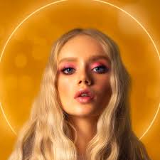 🏫 Қазақстанда «Келешек мектептері» үшін директорлардың жаңа буыны дая...