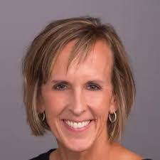 Amanda Smock's Instagram, Twitter & Facebook