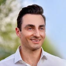 Mark Thiry's Instagram, Twitter & Facebook