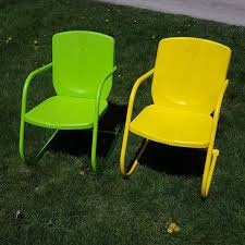 We Love These Outdoor Chairs By Mesheddesigns On The Left Color Used Zen And On The Right Limon Cello Best Spray Paint Outdoor Chairs Silver Spray Paint