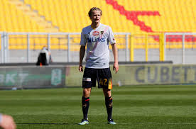 Leggi articoli completi di lecce iamcalcio. Allenamento Al Via Del Mare Con Ottime News Per Corini Hjulmand C E Calcio Lecce