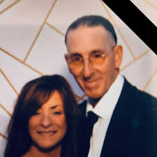 The surprise of the night…Brooks & Dunn win Vocal Duo Of The Year!  #CMAawards